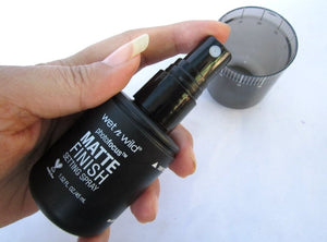 Wet n Wild Photo Focus Matte Finish Setting Spray | 45ml Weightless Oil-Control Mist | No-Flashback Makeup Sealer | Pink Flash BD - Pink Flash BD