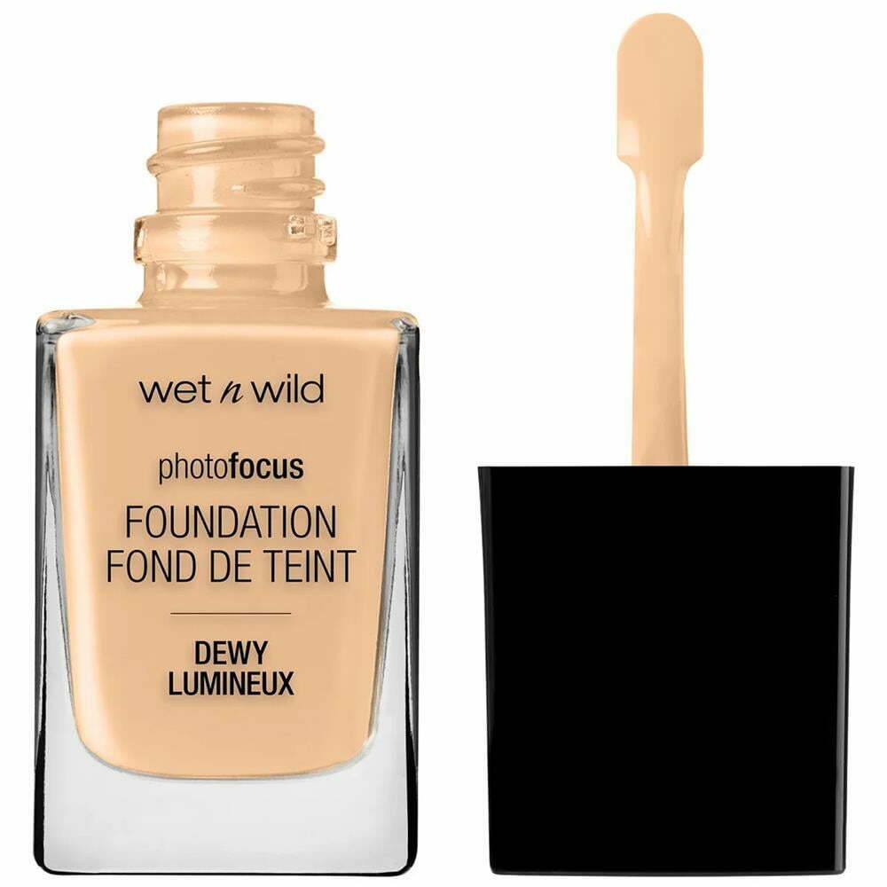 WET N WILD PHOTO FOCUS DEWY FOUNDATION